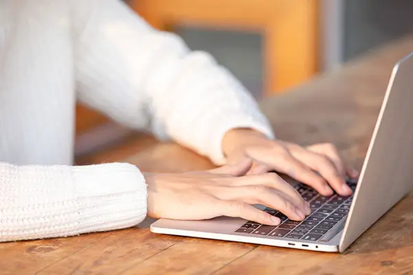 密克罗尼西亚那边的人到北京旅游多少公里